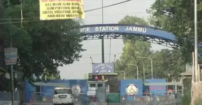 ജമ്മുവിലെ വിമാനത്താവളത്തില്‍ ഇരട്ട സ്‌ഫോടനം; രണ്ട് പേര്‍ക്ക് പരിക്ക്