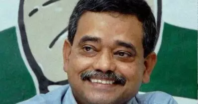 പ്രണബ് മുഖര്‍ജിയുടെ മകന്‍ തൃണമൂലിലേക്ക്? സംശയമുണര്‍ത്തി അഭിജിത്- അഭിഷേക് ബാനര്‍ജി കൂടിക്കാഴ്ച