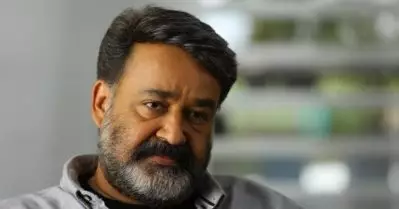 ഓരോ സെറ്റിലേക്കും ചെല്ലുന്നത് പേടിയോടെ, മറ്റുള്ളവരെ വേദനിപ്പിക്കാതെ അവരേക്കാള്‍ ഉയരത്തിലെത്താനാണ് നോക്കുന്നത്: മോഹന്‍ലാല്‍