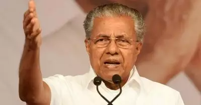 രണ്ടാം തരംഗം അവസാനിപ്പിക്കാനുള്ള ശ്രമമാണ് നടത്തുന്നത്; കടകള്‍ പൂര്‍ണമായി തുറക്കാന്‍ അനുവദിക്കില്ലെന്ന് മുഖ്യമന്ത്രി
