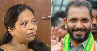 ചെറുപഴത്തിനൊപ്പം ജാനുവിനുള്ള പണം, പഴമെടുക്കാന്‍ നോക്കിയ സെക്രട്ടറിയെ പൂജ കഴിപ്പിച്ചതെന്ന് പറഞ്ഞ് വിലക്കി; എത്ര പണം ചോദിച്ചാലും തരാന്‍ സുരേന്ദ്രന്‍ തയ്യാറായിരുന്നുവെന്ന് പ്രസീത