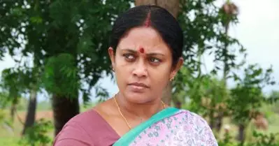 പേരിനൊപ്പം ‘നായര്‍’ എന്നു പറയുന്നത് ആത്മവിശ്വാസക്കുറവു കൊണ്ടാണോ എന്നു ചോദ്യം; മറുപടിയുമായി സീമ ജി. നായര്‍