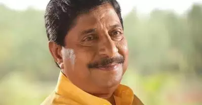‘ഇദ്ദേഹത്തെ ഒന്ന് പൊക്കിക്കൊണ്ട് വരണമെന്ന ചിന്ത ഉണ്ടായിരുന്നു, കുറെ പേരോട് ഇങ്ങനെയൊരാളുണ്ട് എന്നൊക്കെ പറഞ്ഞിരുന്നു’; പഴയ ഓര്‍മ്മകള്‍ പങ്കുവെച്ച് ശ്രീനിവാസന്‍