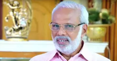 മമ്മൂട്ടിയായാലും ഞാനായാലും അടൂര്‍ സ്‌ക്രിപ്റ്റ് നേരത്തെ വായിക്കാന്‍ തരില്ല; തുറന്നുപറഞ്ഞ് എം.ആര്‍. ഗോപകുമാര്‍