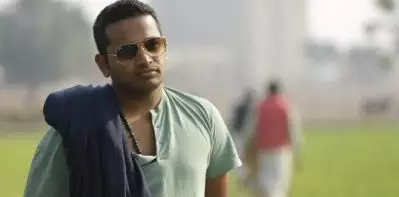 ‘പിറന്നാളിന് കേക്ക് കൊണ്ടുവന്നപ്പോള്‍ ഏറ്റവുമധികം ഡാന്‍സ് കളിച്ചത് അവനായിരുന്നു’; ബേസില്‍ ജോസഫുമൊത്തുള്ള രസകരമായ അനുഭവം പറഞ്ഞ് വിനീത് ശ്രീനിവാസന്‍