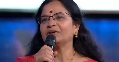 ‘കാബ്ര ഡാന്‍സറുടെ കുഞ്ഞിനെ ഞങ്ങളാണ് നോക്കിക്കൊണ്ടിരുന്നത്, കേരളത്തില്‍ അത് പറ്റുമോ’; പഴയ അനുഭവം പറഞ്ഞ് ഭാഗ്യലക്ഷ്മി