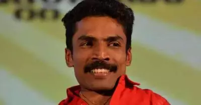 വനിതാ പൊലീസുകാരൊക്കെ വന്ന് എന്നെ എടുക്കും, അപ്പോള്‍ ജയറാമേട്ടനും മണിച്ചേട്ടനുമൊക്കെ അവരോട് ഇതായിരുന്നു പറയാറുണ്ടായിരുന്നത്; ഓര്‍മ്മകള്‍ പങ്കുവെച്ച് ഗിന്നസ് പക്രു