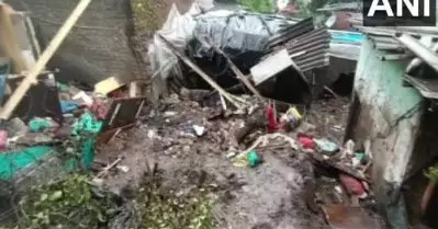 കനത്ത മഴ; മുംബൈയില്‍ ഭിത്തിയിടിഞ്ഞ് 11 മരണം; രക്ഷാപ്രവര്‍ത്തനം തുടരുന്നു