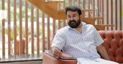‘പണ്ട് ആ നടന്‍മാര്‍ പറഞ്ഞപോലെ ചുണ്ടനക്കാറേ ഉള്ളൂ പാടാറില്ലെന്ന് ഞാന്‍ പറയുന്നില്ല, ചങ്കൂറ്റത്തോടെ പാടുന്നു’; മോഹന്‍ലാലിന്റെ പഴയ വീഡിയോ ശ്രദ്ധനേടുന്നു