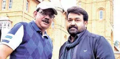 ബോക്‌സറുടെ കഥ പറഞ്ഞ് മോഹന്‍ലാല്‍ പ്രിയദര്‍ശന്‍ കൂട്ടുകെട്ടില്‍ പുതിയ ചിത്രം; മോഹന്‍ലാല്‍ 15 കിലോയോളം ഭാരം കുറക്കും