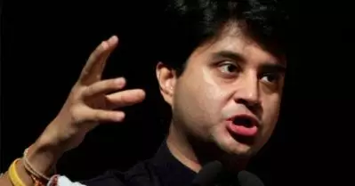 ‘ ഇത് പുതിയ വ്യോമയാന മന്ത്രിയുടെ ആദ്യ കടമയായിരിക്കണം’; സിന്ധ്യയ്ക്ക് ആദ്യ ‘ടാസ്‌ക്’ നല്‍കി ബോംബെ ഹൈക്കോടതി