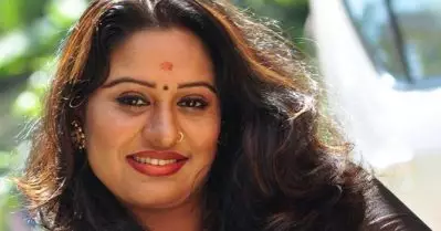 ശ്വാസം കിട്ടാതായപ്പോള്‍ മുറിയില്‍ ആരും ഉണ്ടായിരുന്നില്ല, മരണത്തെ മുന്നില്‍ക്കണ്ടു, രണ്ട് ലക്ഷം രൂപ ‘അമ്മ’ തന്നു; അനുഭവം പറഞ്ഞ് ബീനാ ആന്റണി