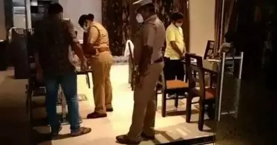 കോയമ്പത്തൂരിലെ ഹോട്ടല്‍ മുറിയില്‍ കോഴിക്കോട് സ്വദേശിനിയുടെ മൃതദേഹം; കൂടെത്താമസിച്ച ആള്‍ ആശുപത്രിയില്‍