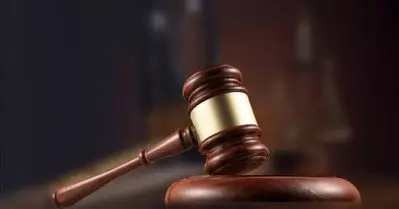 പള്ളിയില്‍ പോകുന്നതുകൊണ്ടോ ഭിത്തിയില്‍ കുരിശ് തൂക്കിയത് കൊണ്ടോ ഒരാള്‍ ജനിച്ച സമുദായത്തിന്റെ വിശ്വാസം ഉപേക്ഷിച്ചതായി കണക്കാക്കേണ്ടതില്ല: മദ്രാസ് ഹൈക്കോടതി