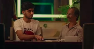 വളരെ സിമ്പിളായ അടിപൊളി മനുഷ്യനാണ് ഇന്ദ്രന്‍സേട്ടന്‍; ഒട്ടും സമ്മര്‍ദമില്ലാതെയാണ് ഞാന്‍ അഭിനയിച്ചത്; നസ്‌ലന്‍