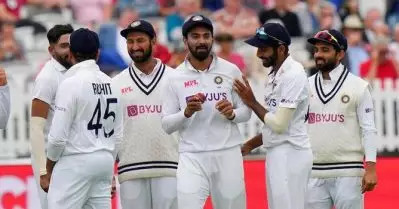 ഞങ്ങളിലൊന്നിനെ തൊട്ടുകളിച്ചാല്‍..; ടീമിലൊരാളെ സ്ലെഡ്ജ് ചെയ്താല്‍ ബാക്കി പത്ത് പേരും മറുപടി കൊടുക്കുമെന്ന് രാഹുല്‍