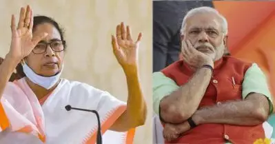 മരണസര്‍ട്ടിഫിക്കറ്റില്‍ കൂടി ആ മുഖം വെക്കാമായിരുന്നില്ലേ? വാക്‌സിനേഷന്‍ സര്‍ട്ടിഫിക്കറ്റിലെ മോദിയുടെ ചിത്രത്തെ പരിഹസിച്ച് മമത