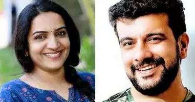 ‘സൗമ്യക്ക് വലിയൊരു കൈയ്യടി കൊടുക്കണമെന്ന് എല്ലാവരോടും പിഷാരടി പറഞ്ഞു’; അനുഭവം മറക്കാനാവില്ലെന്ന് സൗമ്യ ഭാഗ്യനാഥ്