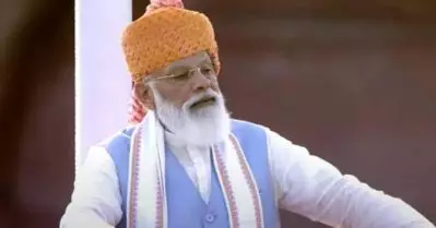 മോദിയുടെ ജന്മദിനാഘോഷത്തിനിടെ ഹീലിയം ബലൂണ്‍ പൊട്ടിത്തെറിച്ച് ബി.ജെ.പി പ്രവര്‍ത്തകര്‍ക്ക് പരിക്ക്; സംഘാടകര്‍ക്കെതിരെ കേസ്