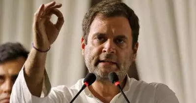 രാഹുല്‍ ഗാന്ധി യു.പിയിലേക്ക്; പ്രിയങ്കയെ വിട്ടയച്ചില്ലെങ്കില്‍ പഞ്ചാബില്‍ നിന്ന് യു.പിയിലേക്ക് മാര്‍ച്ച് ചെയ്യുമെന്ന് സിദ്ദുവും