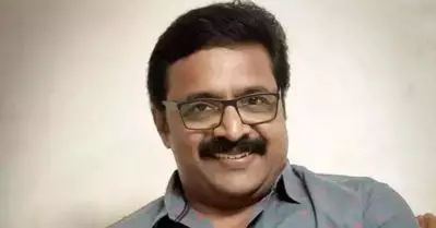 പുരുഷ താരങ്ങളെ ആശ്രയിച്ച് നിലനിന്നു പോരുന്ന ഇന്‍ഡസ്ട്രിയാണ് സിനിമ, തുല്യപദവി സ്ത്രീതാരങ്ങള്‍ക്കുണ്ടോ എന്നത് ചോദ്യമാണ്; രണ്‍ജി പണിക്കര്‍