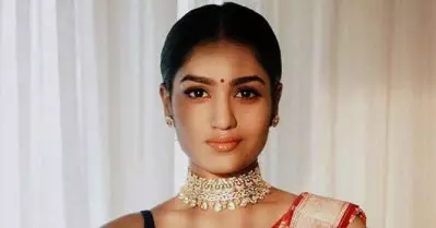 ‘വസ്ത്രധാരണത്തെയാണ് അധിക്ഷേപിക്കുന്നത്, എനിക്ക് അത് വള്‍ഗറായി തോന്നുന്നില്ല’; തന്നെ വിലയിരുത്താന്‍ ആര്‍ക്കും അവകാശമില്ലെന്ന് സാനിയ ഇയ്യപ്പന്‍
