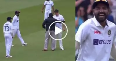 ലഞ്ചിന് ശേഷം ഇന്ത്യന്‍ ടീമിലെ ‘പന്ത്രണ്ടാമനായി’ കാണി, കൈയോടെ പൊക്കി സെക്യൂരിറ്റിക്കാര്‍; ചിരിയടക്കാനാകാതെ സിറാജ്