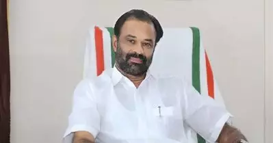 ജഡ്ജിമാര്‍ ആടിനെയും പശുവിനെയും വാങ്ങി വളര്‍ത്താതിരുന്നത് എന്താ?; ഹൈക്കോടതിയുടെ സര്‍ക്കാര്‍ ജോലി പരാമര്‍ശത്തിനെതിരെ കണ്ണൂര്‍ മേയര്‍