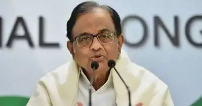 ഗോവ പിടിക്കാനുറച്ച് കോണ്‍ഗ്രസ്; തന്ത്രം മെനയാന്‍ ചിദംബരം