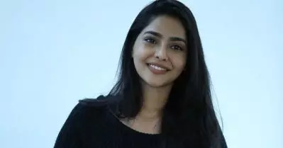 എനിക്ക് ഉറക്കമില്ലാത്ത രാത്രികള്‍ നല്‍കിയ ഒരു കഥ; ഐശ്വര്യ ലക്ഷ്മിയുടെ പുതിയ സിനിമാ വിശേഷങ്ങള്‍