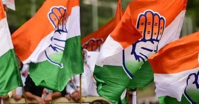 വീണ്ടും റിസോര്‍ട്ട് രാഷ്ട്രീയത്തിനൊരുങ്ങി കോണ്‍ഗ്രസ്; എം.എല്‍.എമാരെ ‘കൊത്തിക്കൊണ്ട് പോവാതിരിക്കാന്‍’ മുന്നൊരുക്കം