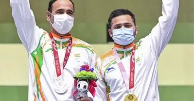 മനീഷിന് 6 കോടി, സിംഗ് രാജിന് 4 കോടി; പാരാലിംപിക്‌സ് ജേതാക്കള്‍ക്ക് പാരിതോഷികം പ്രഖ്യാപിച്ച് ഹരിയാന സര്‍ക്കാര്‍