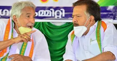 രാഹുല്‍ ഗാന്ധി പങ്കെടുത്ത പരിപാടിയില്‍ നിന്ന് വിട്ടുനിന്ന് ഉമ്മന്‍ ചാണ്ടിയും രമേശ് ചെന്നിത്തലയും