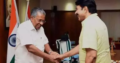 താരമായല്ല, അഭിനേതാവ് എന്ന നിലയില്‍ വിലയിരുത്തപ്പെടണമെന്ന് ആഗ്രഹിക്കുന്ന വ്യക്തിയാണ് മമ്മൂട്ടി; ജന്മദിനാശംസ നേര്‍ന്ന് മുഖ്യമന്ത്രി