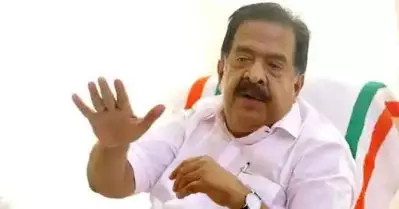 ആരേയും ഇരുട്ടില്‍ നിര്‍ത്തരുത്; പ്രശ്‌നപരിഹാരത്തിന് എ.ഐ.സി.സി മുന്നിട്ടിറങ്ങണമെന്ന് ചെന്നിത്തല