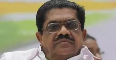 പത്ത് സതീശന്‍ വിചാരിച്ചാലും സുധീരന്റെ നിലപാട് മാറ്റാന്‍ കഴിയില്ല: വി.ഡി. സതീശന്‍