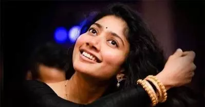 എന്റെ മാനസികാവസ്ഥ അവര്‍ക്ക് മനസിലാക്കിക്കൊടുക്കുന്നതിനേക്കാള്‍ എളുപ്പം ഒരു ഫോട്ടോ എടുക്കുന്നതാണ്; സായ് പല്ലവി മനസ് തുറക്കുന്നു