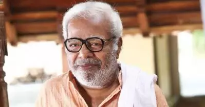 ‘ജാതിയുടെ കോളത്തില്‍ മനുഷ്യജാതി എന്നെഴുതിയിട്ട് കാര്യമില്ല, ഇത് എസ്.എന്‍ കോളേജല്ലേ’; ജാതിയുടെ പേരില്‍ നേരിട്ട ദുരനുഭവം പങ്കുവെച്ച് തിലകന്‍