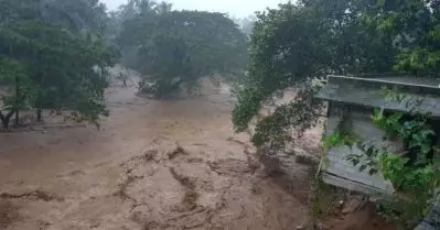 കൂട്ടിക്കല്‍ ഒറ്റപ്പെട്ടു; രക്ഷാപ്രവര്‍ത്തനത്തിന് നാട്ടുകാര്‍