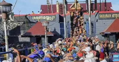 ശബരിമലയില്‍ വെര്‍ച്വല്‍ ക്യൂ ഏര്‍പ്പാടാക്കാന്‍ അധികാരം ദേവസ്വം ബോര്‍ഡിന്: സര്‍ക്കാരിനോട് ഹൈക്കോടതി