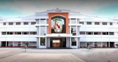 ഹാവ് സ്ലീവ് വസ്ത്രം ധരിച്ചെത്തി; പരീക്ഷാ ഹാളില്‍ നിന്നും വിദ്യാര്‍ത്ഥിയെ പുറത്തിറക്കി വസ്ത്രം മാറ്റിച്ച് ആലപ്പുഴ കെ. ഇ കാര്‍മല്‍ സെന്‍ട്രല്‍ സ്‌കൂള്‍ അധികൃതര്‍