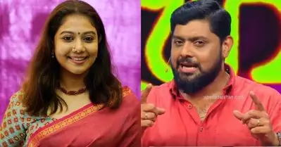 മിഥുന്‍ അല്ല ഇനി അവതാരകയായി രചന നാരായണന്‍ കുട്ടി; കോമഡി ഉത്സവം പുതിയ സീസണ്‍ ശനിയാഴ്ച തുടങ്ങും