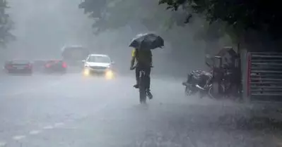 ന്യൂനമര്‍ദ്ദം ദുര്‍ബലപ്പെടുന്നു, അതിതീവ്ര മഴയ്ക്ക് ശമനം; ജാഗ്രത വേണമെന്ന് മുന്നറിയിപ്പ്