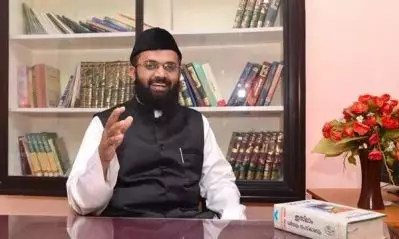 ഭക്ഷണത്തില്‍ മന്ത്രിച്ചൂതുന്ന പുരോഹിതന്റെ നടപടി അനാചാരം, ഒറ്റപ്പെട്ട ചിത്രങ്ങളെ പൊക്കിപ്പിടിച്ചു തെറ്റായ പ്രചാരണം നടത്തുന്നു; ഹലാല്‍ വിവാദത്തിനെതിരെ പാളയം ഇമാം
