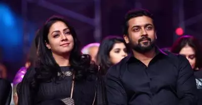 ജ്യോതിക ഗ്രേസ്മാര്‍ക്ക് തരാത്ത കണിശക്കാരിയായ കോളേജ് പ്രൊഫസറെപ്പോലെയെന്ന് സൂര്യ; തന്റെ അഭിനയം മോശമായാലും അത് പറയാന്‍ സൂര്യ പേടിക്കാറുണ്ടെന്ന് ജ്യോതിക; സിനിമാ വിശേഷങ്ങള്‍ പറഞ്ഞ് താരദമ്പതികള്‍