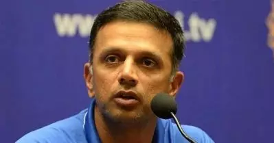 കളിക്കാര്‍ യന്ത്രങ്ങളല്ല, വര്‍ക്ക് ലോഡ് മാനേജ്മെന്റ് പ്രധാനമാണ്; ബി.സി.സി.ഐയ്ക്കെതിരെ ഒളിയമ്പുമായി ദ്രാവിഡ്