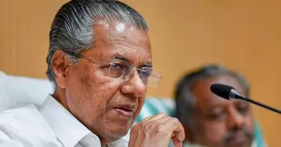 ‘സമരം നടത്തിയവര്‍ക്ക് തീവ്രവാദബന്ധമെന്ന റിപ്പോര്‍ട്ട്’; ആലുവ റൂറല്‍ എസ്.പിയെ നേരിട്ട് വിളിച്ചുവരുത്തി അതൃപ്തി അറിയിച്ച് മുഖ്യമന്ത്രി