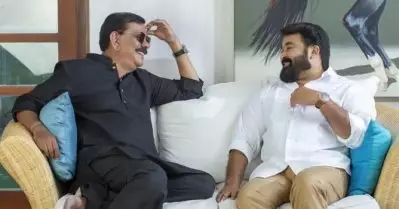 പ്രിയനും ഒരല്‍പ്പം റിലാക്‌സ് ചെയ്യട്ടെ, ബോക്‌സിംഗ് ചിത്രം ഉടനെയില്ലെന്ന് മോഹന്‍ലാല്‍