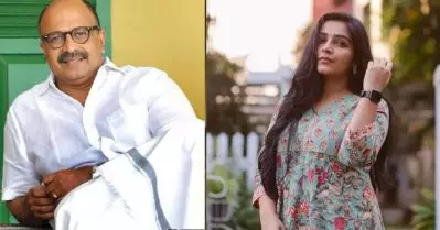 സിദ്ദിഖേട്ടന്റെ മകളായി അഭിനയിച്ചത് പുതിയൊരു അനുഭവമായിരുന്നു, അസാധ്യ നടനാണ് അദ്ദേഹം; രജിഷ വിജയന്‍ പറയുന്നു