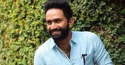ഫോട്ടോ കണ്ട് മുഖത്ത് ഇന്നസെന്റ് ലുക്കുണ്ടെന്ന് പറഞ്ഞാണ് ആ സിനിമയിലേക്ക്‌ വിളിച്ചത്, എന്റെ സിനിമകളൊന്നും അവര്‍ കണ്ടിരുന്നില്ല; ഷൈന്‍ ടോം ചാക്കോ